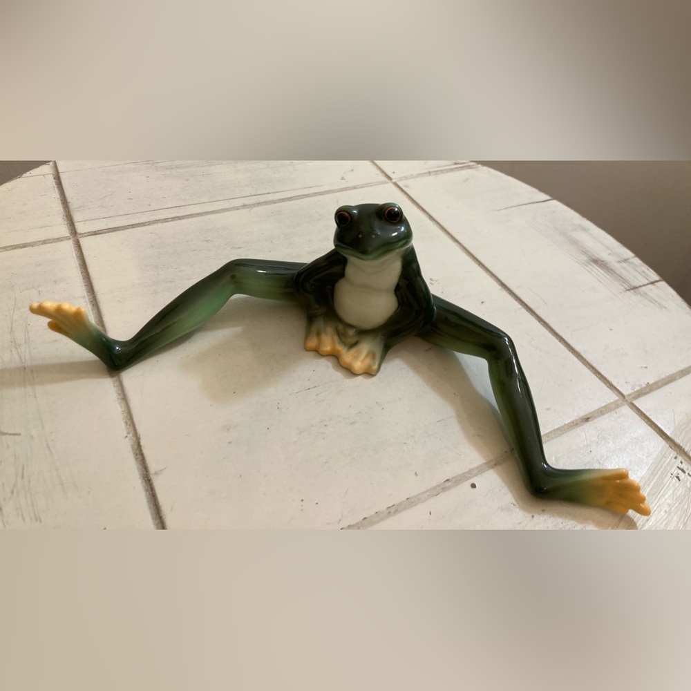 Franz porcelain long legged frog